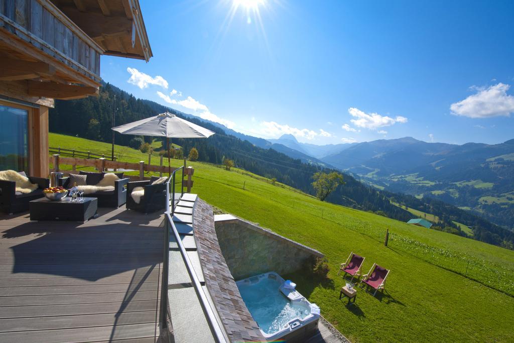 Maierl-Alm & Maierl-Chalets Кирхберг ин Тирол Стая снимка